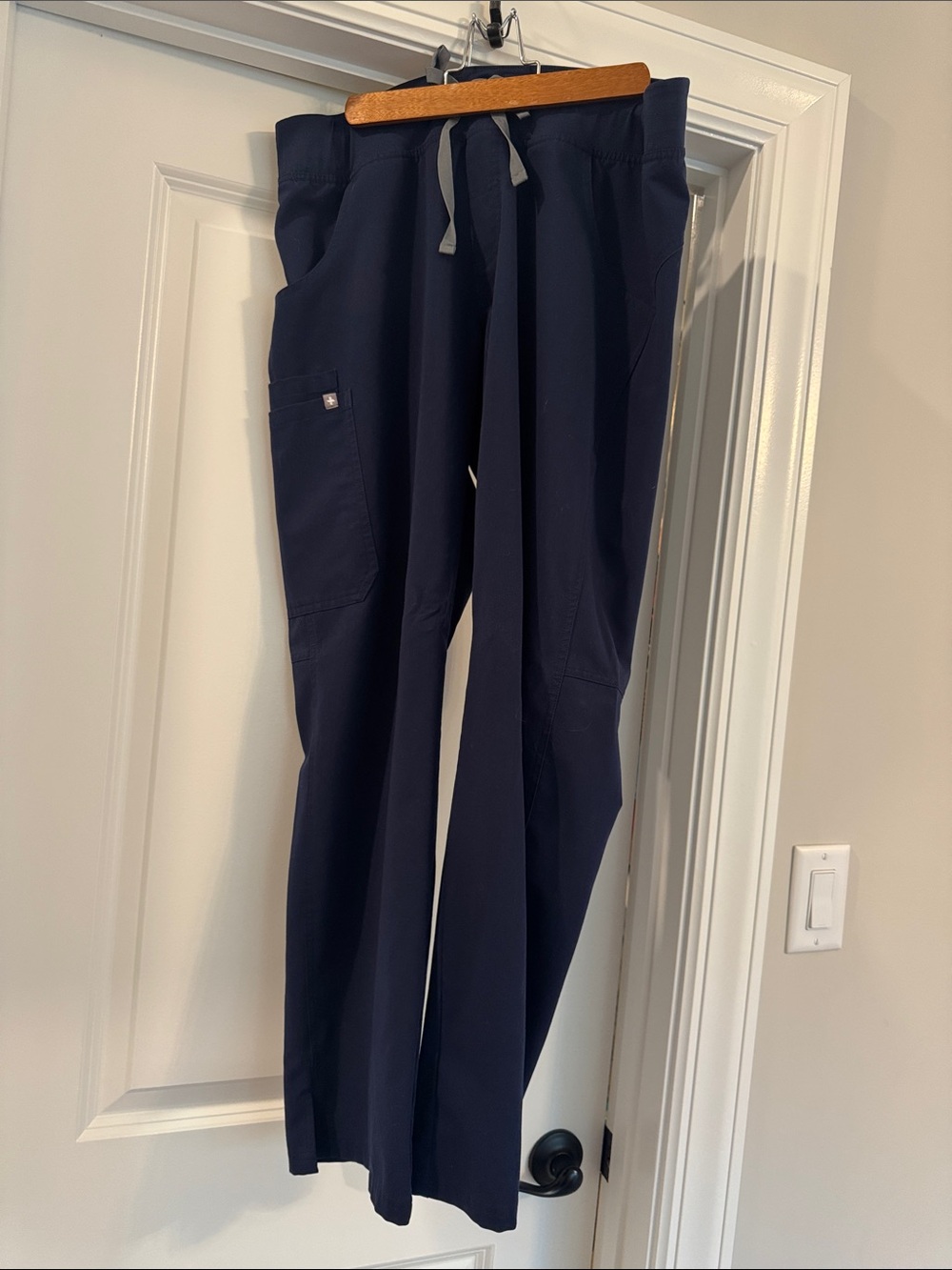 Figs Women's Navy Straight-Leg Scrub Pants